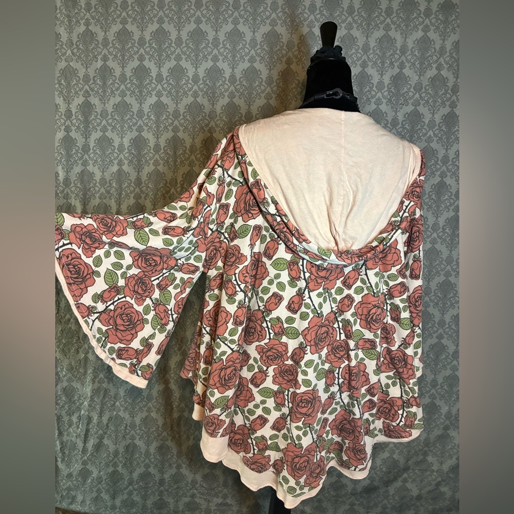 Floral Bell Sleeve Top